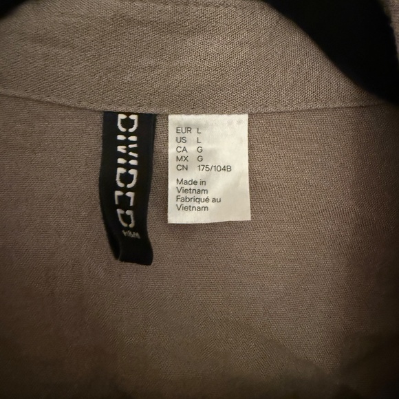 H&M Cargo Shirt Safari Style - Picture 2 of 3